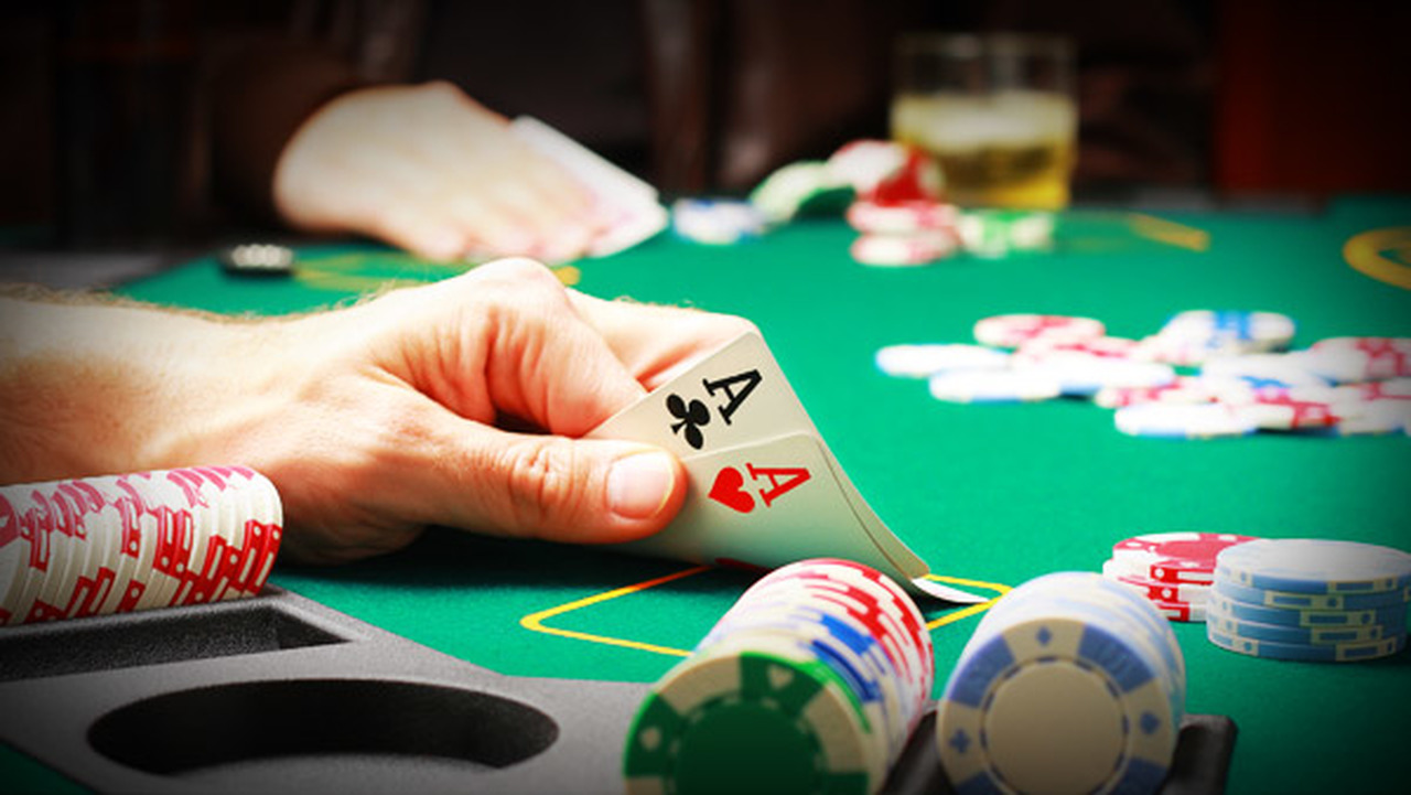 Can we play legal poker in India?