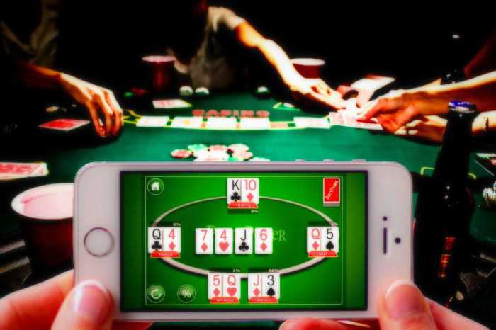 Increasing the Efforts  of an Expert in Playing Poker Online