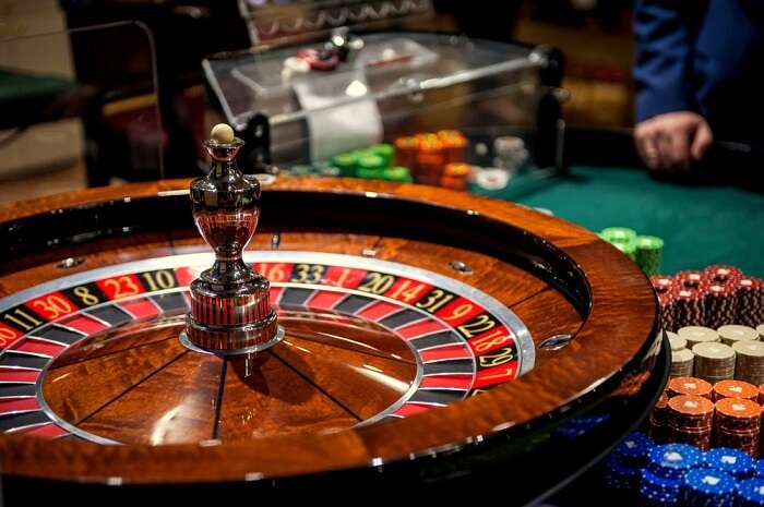 Why you will not want to play roulette in a real casino