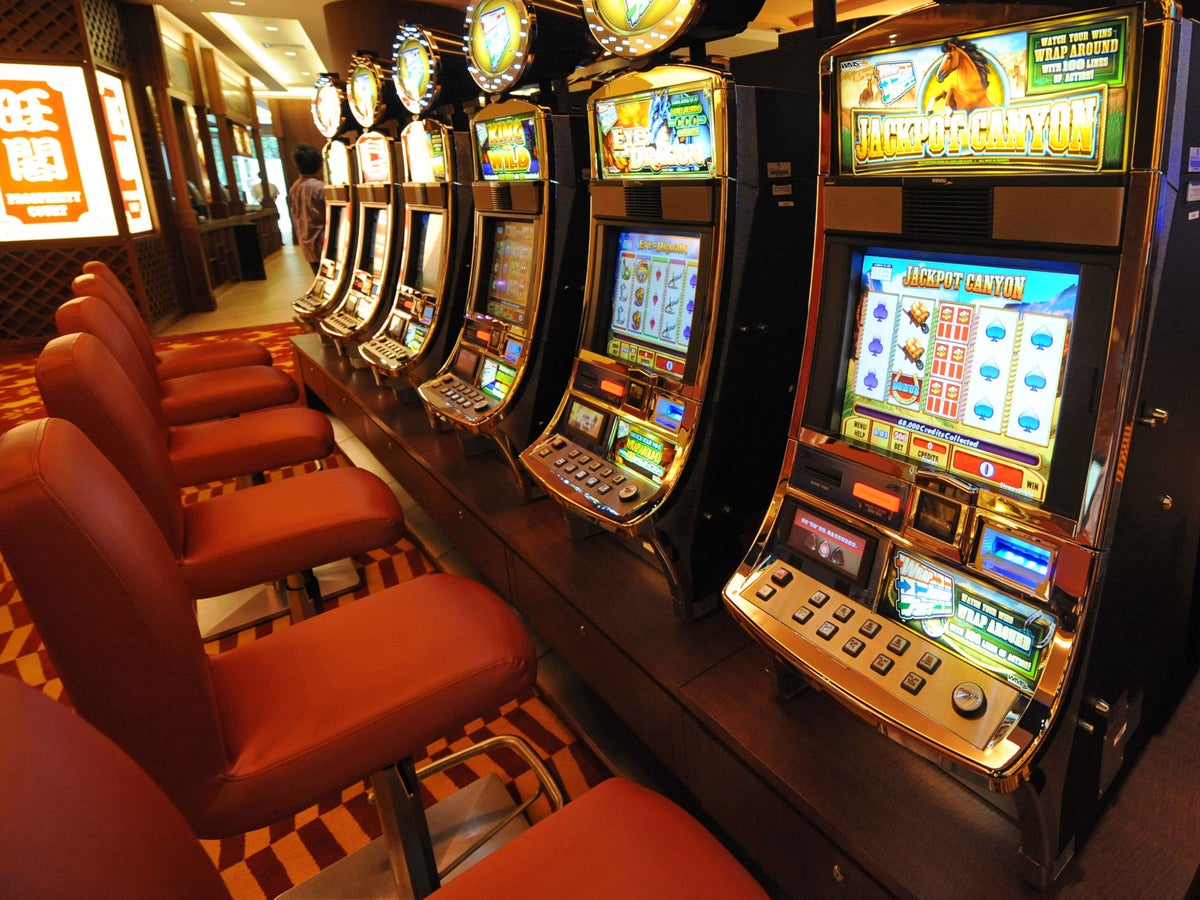 Slot machines online – How to beat the odds