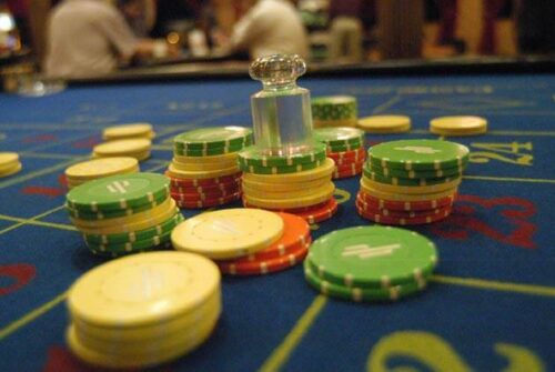 Mobile accessibility trends transforming slot gameplay and live casino participation habits